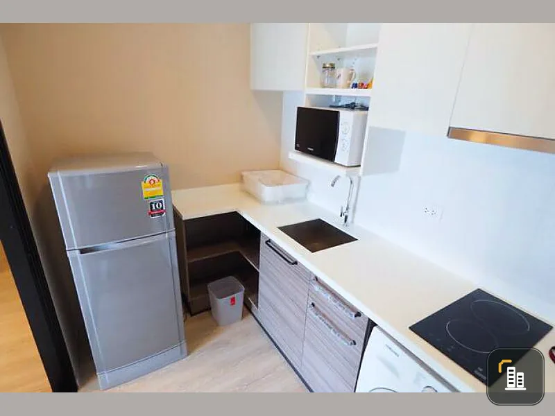 Condolette Mist Rama 9 for sale, luxury unit like a hotel. Look good at this level. You can't buy it anymore. Book now.
