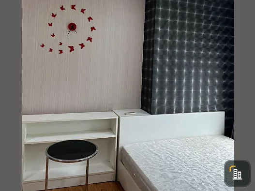 For sale or rent: The Trust Condo Ngamwongwan, 5th floor, not very high, corner room, very private, fully furnished, don't wait.