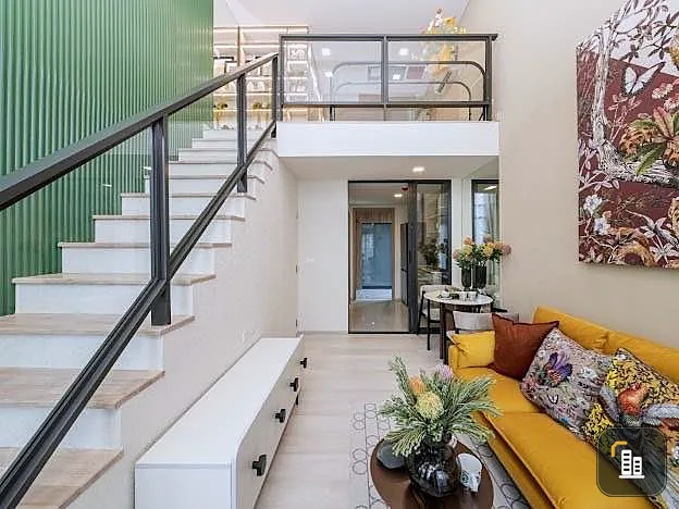 Down payment sale, Flo by Sansiri, very high ceiling, airy and not cramped, high floor, Chao Phraya River view, book now!