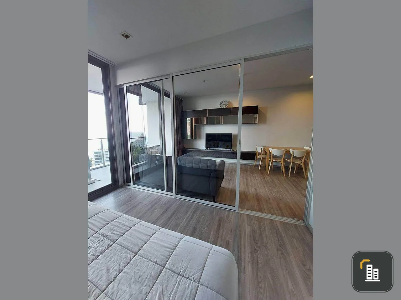 Condo for rent, Baan Plai Hat, spacious room, partitioned, beautiful sea view, good like this, book now.