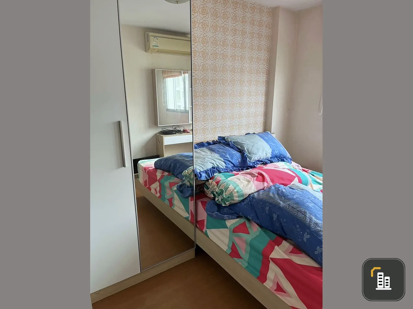For sale: Lumpini Condo Town, Rattanathibet, well-separated rooms, comes with a special price. Buy now, don't hesitate.