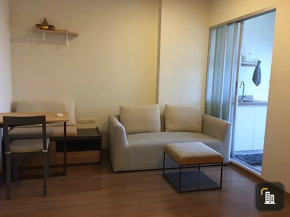 For sale: U Delight @ Hua Mak Station, 15th floor, bright and comfortable room, not hot, high view, don't wait.