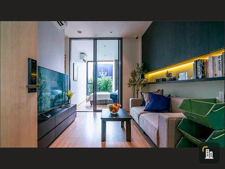Condo for sale, Skyrise Avenue Sukhumvit 64, room price is not too high, good location, hurry up and reserve to be the owner.