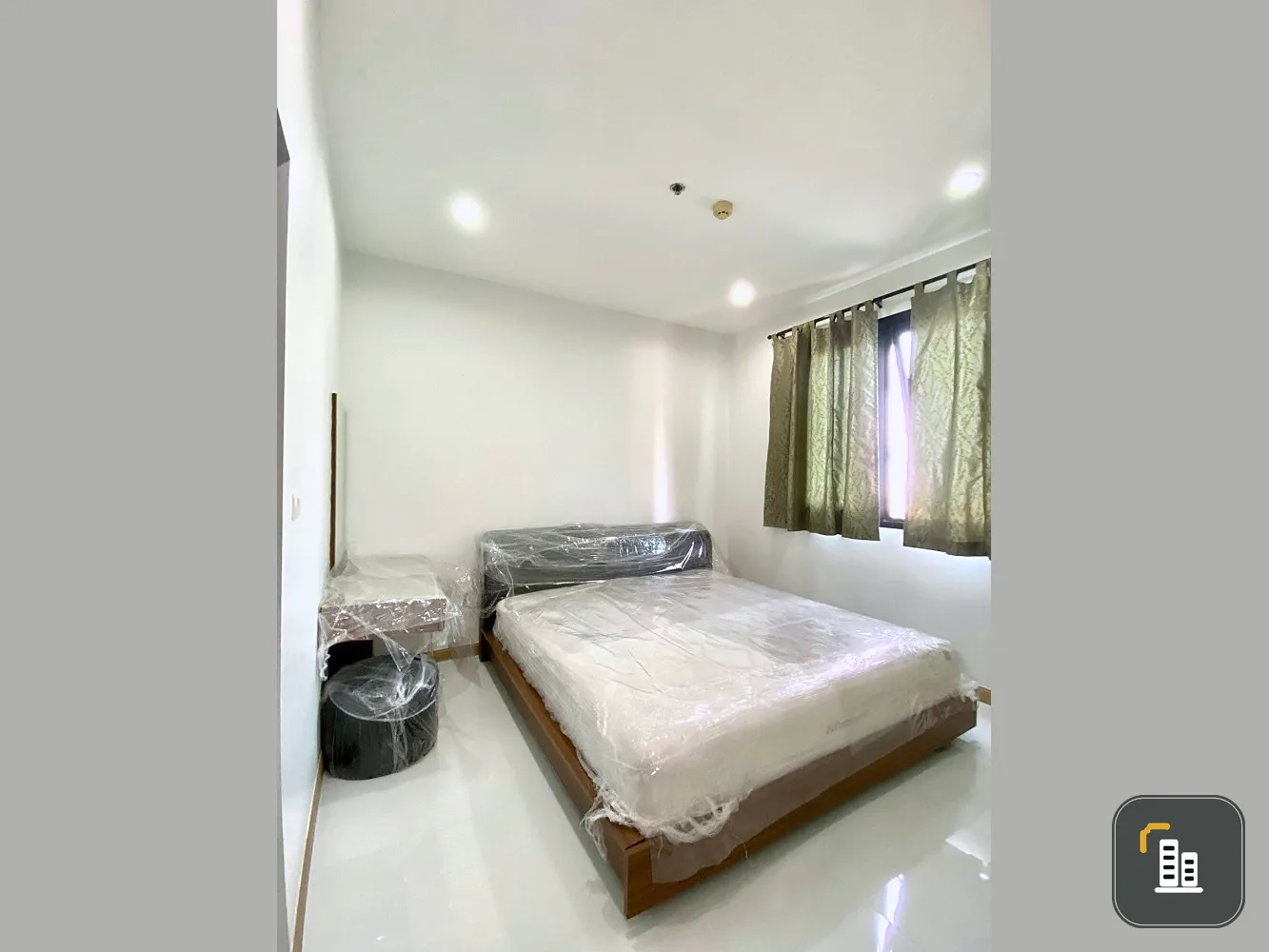 Urgent sale! Astro Condominium, nice room, 19th floor, high view, great price, hurry and reserve now!