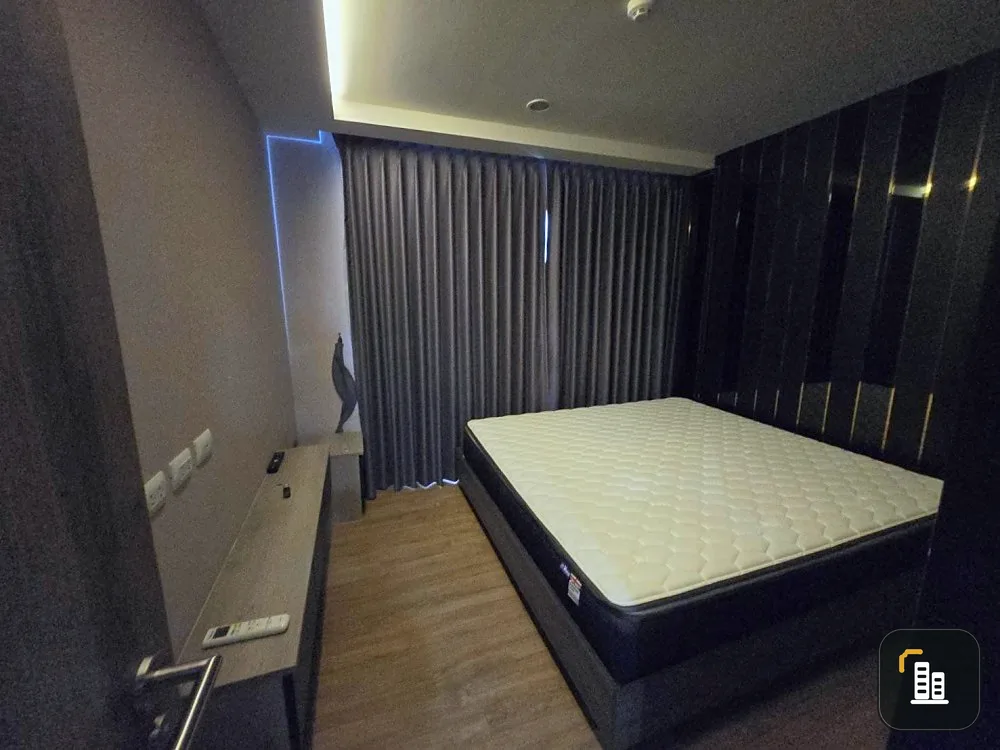 For rent, The Unique Ekkamai-Ram Intra, a room decorated with built-in black and gray tones, very beautiful and magnificent. Must reserve now.