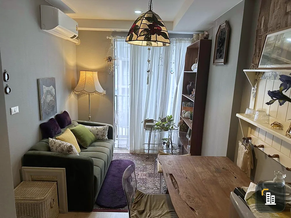 For sale, for rent, Condo The Most Issaraphap, 4th floor, not very high, room with good wallpaper, fully furnished, don't wait.