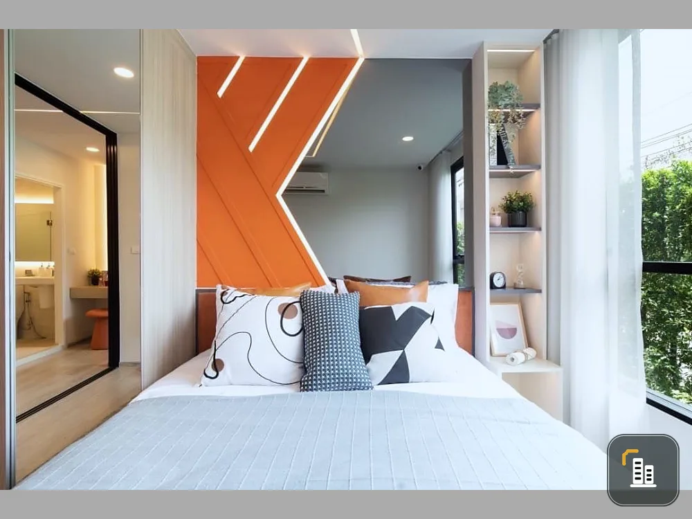 Selling down payment Origin Play Sri Udom Station, 3rd floor, good project, nice location, book now, don't miss it.