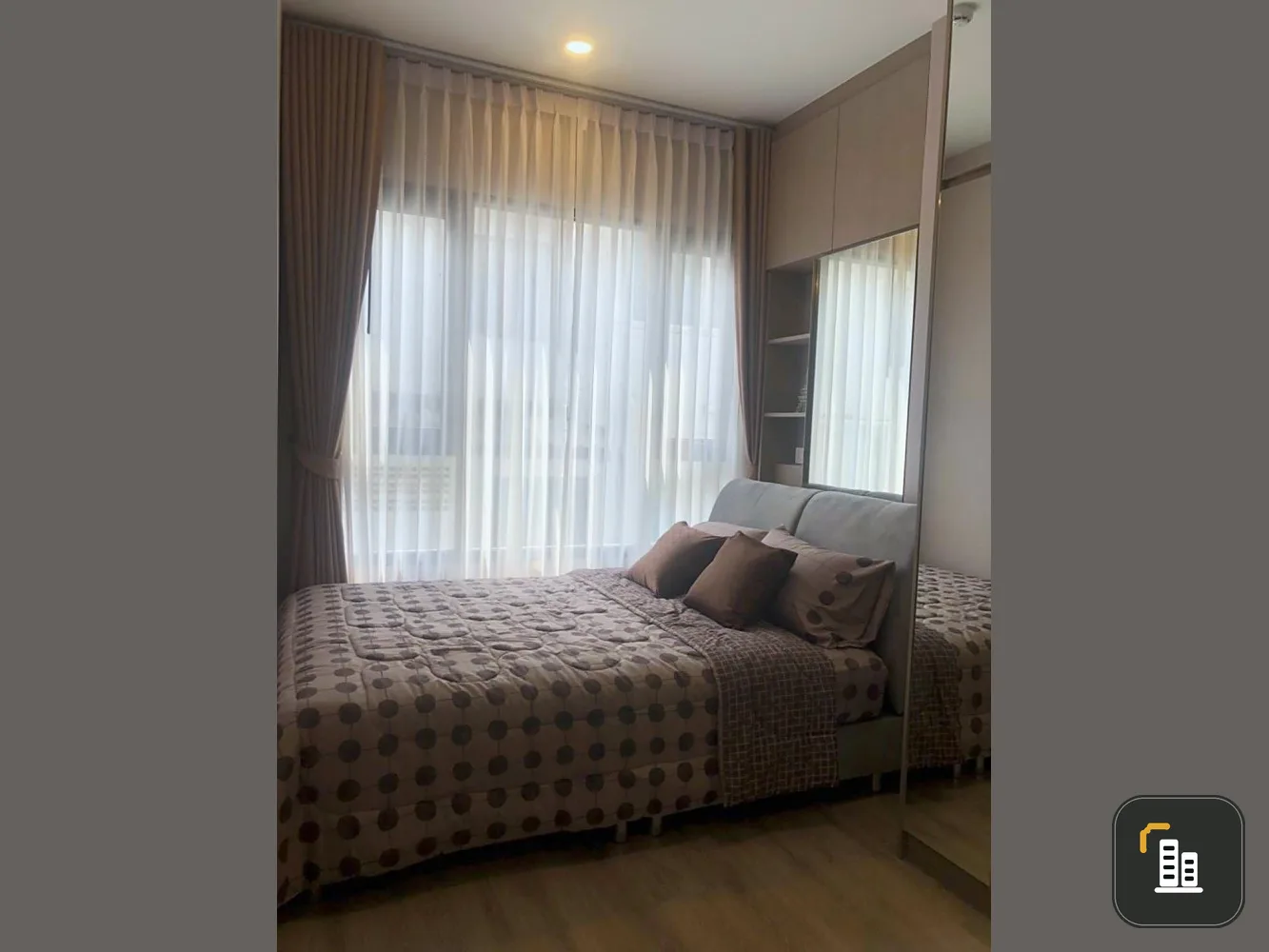 For sale, for rent, Knightsbridge Kaset Society, 2nd floor, corner room, private, fully furnished, you shouldn't miss it.