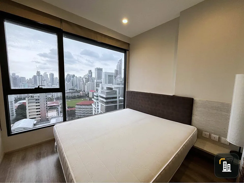 Selling Ideo Mobi Asoke, beautiful room, top floor, lots of reviews, no hotel reservations, first come first served.