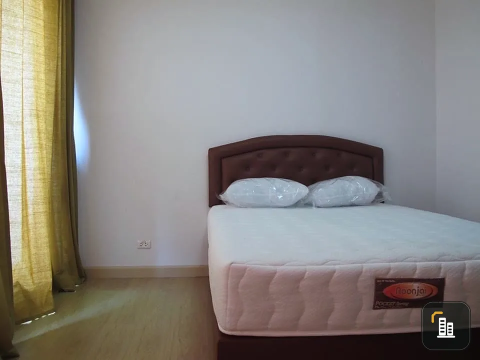 Urgent sale, Supalai Casa Riva Condo, 22nd floor, view of the Chao Phraya River, complete here, just come and move in.