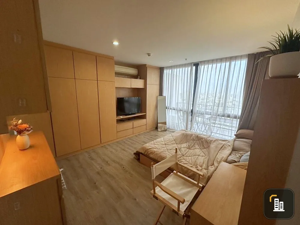 Urgent sale!! Condo The Issara Ladprao, luxuriously decorated condo, fully furnished, ready to move in, good price, don't miss it!!
