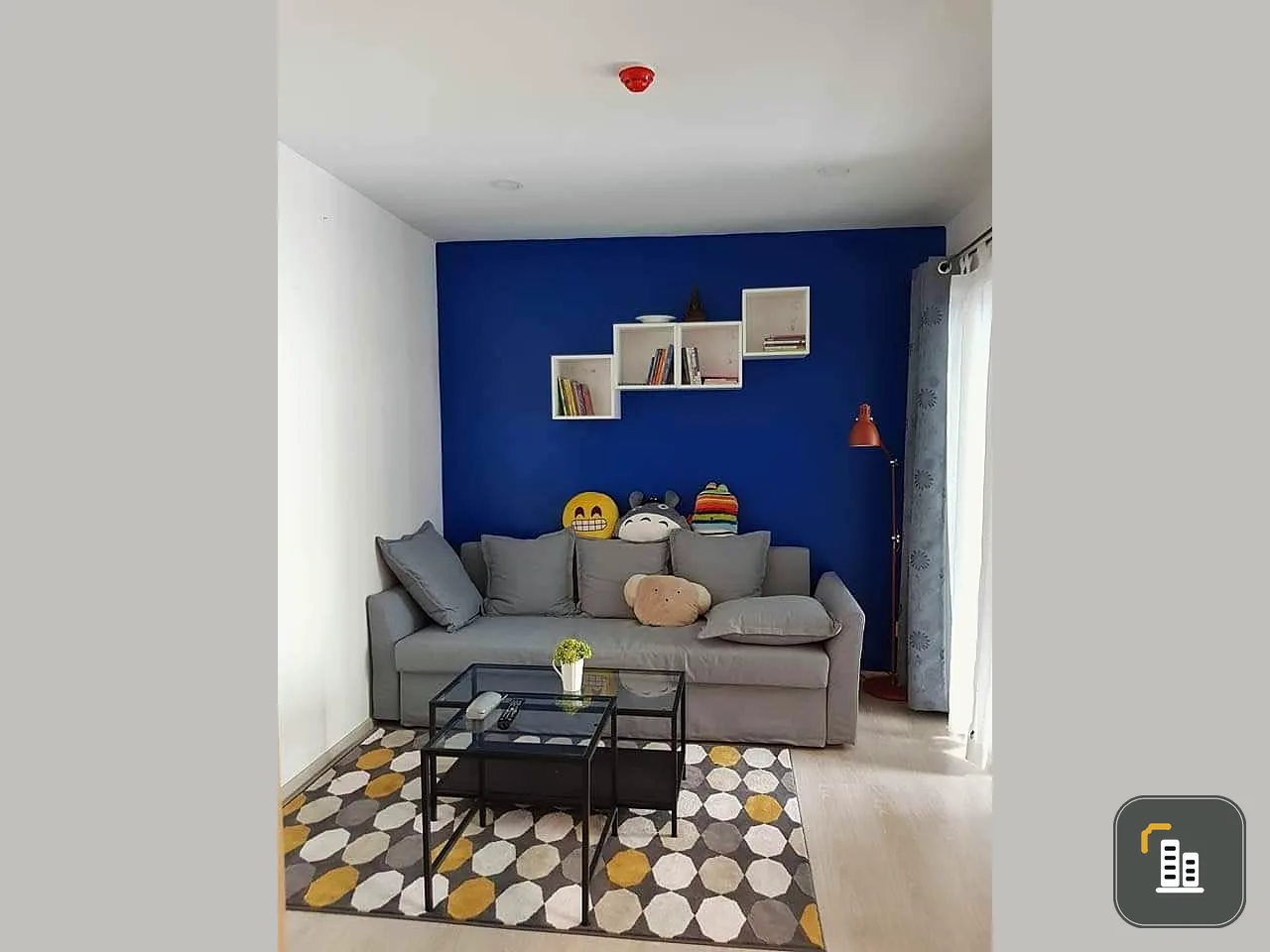 For sale: The Tree Sukhumvit 64, blue-toned room, looks good and calm, fully furnished, hurry and reserve now.