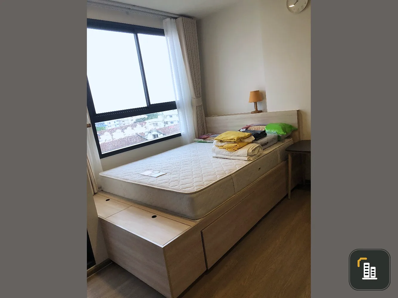 For sale: The Move Bangna, 8th floor, warm-toned room, auspicious room number, open view, comfortable to the eyes. Don't wait, hurry and reserve now.