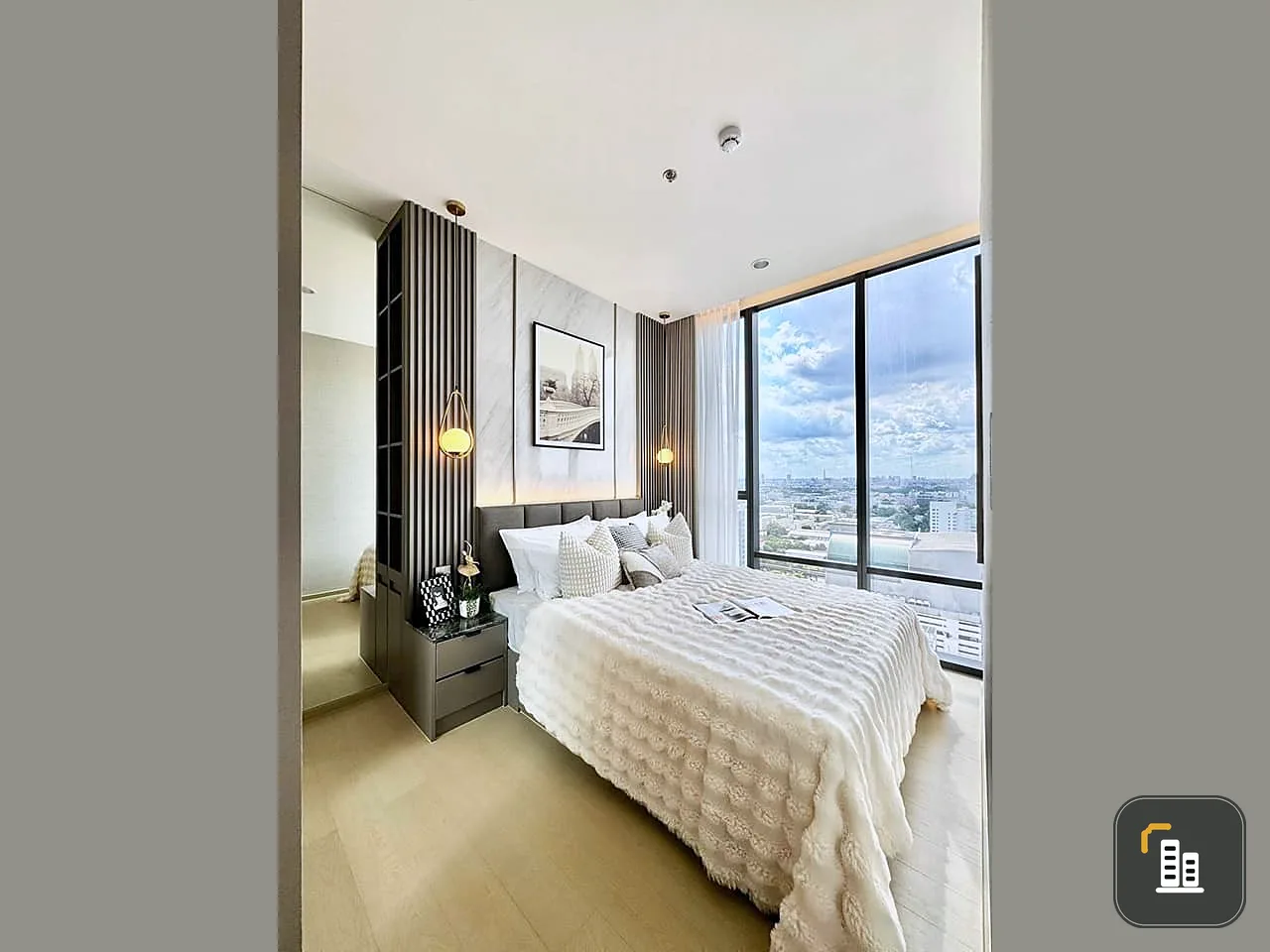 Condo for rent, The Extra Phayathai - Rang Nam, high floor, beautifully decorated room, nice view, you shouldn't miss it.