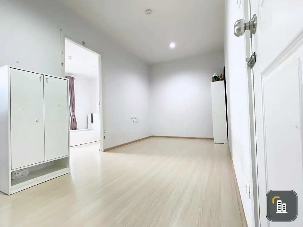 For sale or rent: The Prop Condo Chaengwattana 12 rooms, separated and private, airy and comfortable, good ventilation, very worth booking.