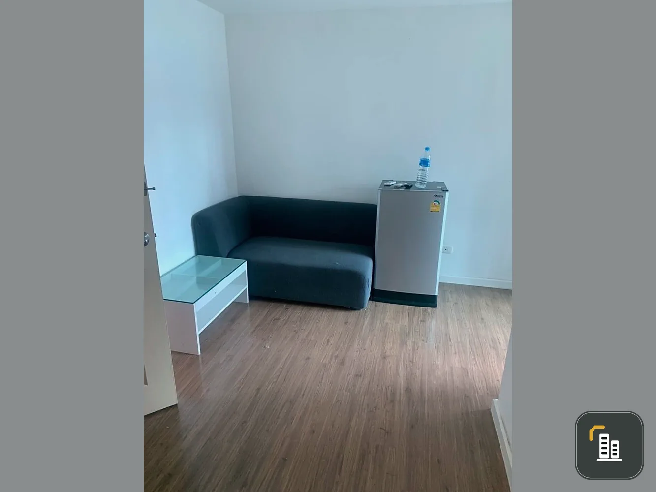 For sale: Icondo Salaya Phase 2, 8th floor, not very high, separate room, with electrical appliances. Hurry and reserve now.
