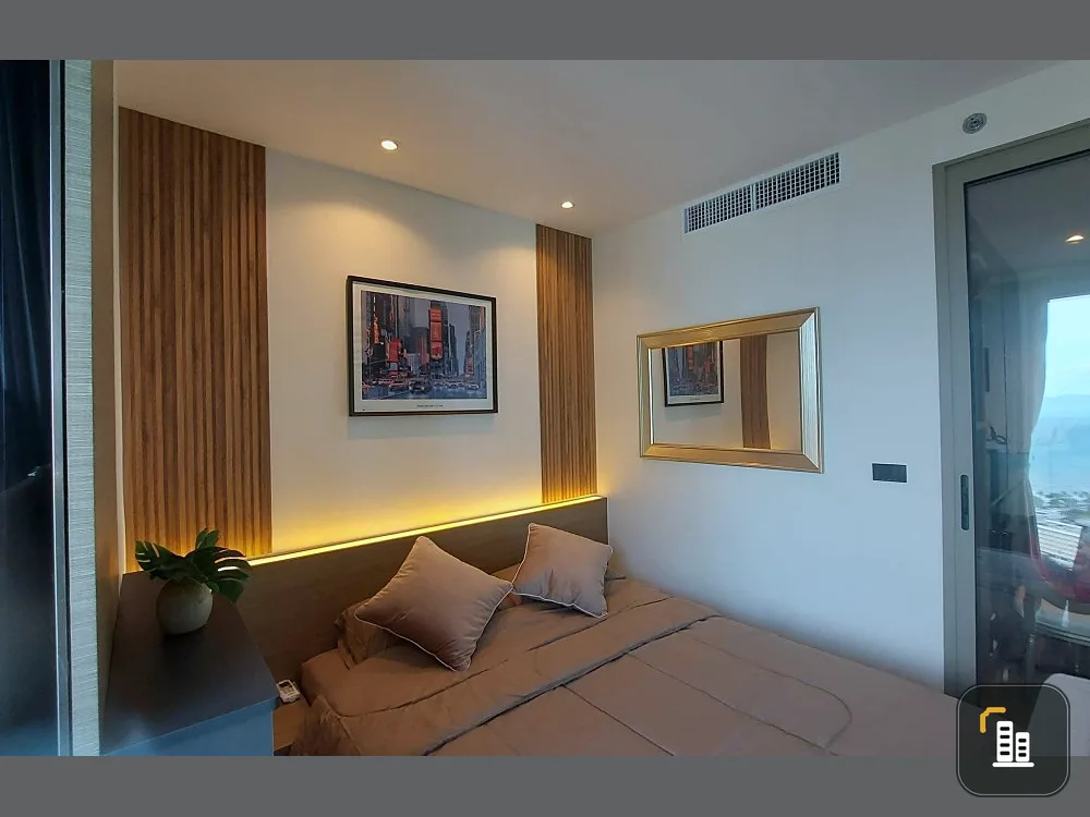 For rent: The Riviera Ocean Drive (Jomtien), high floor, studio room, beautifully decorated, fully furnished, don't miss out.