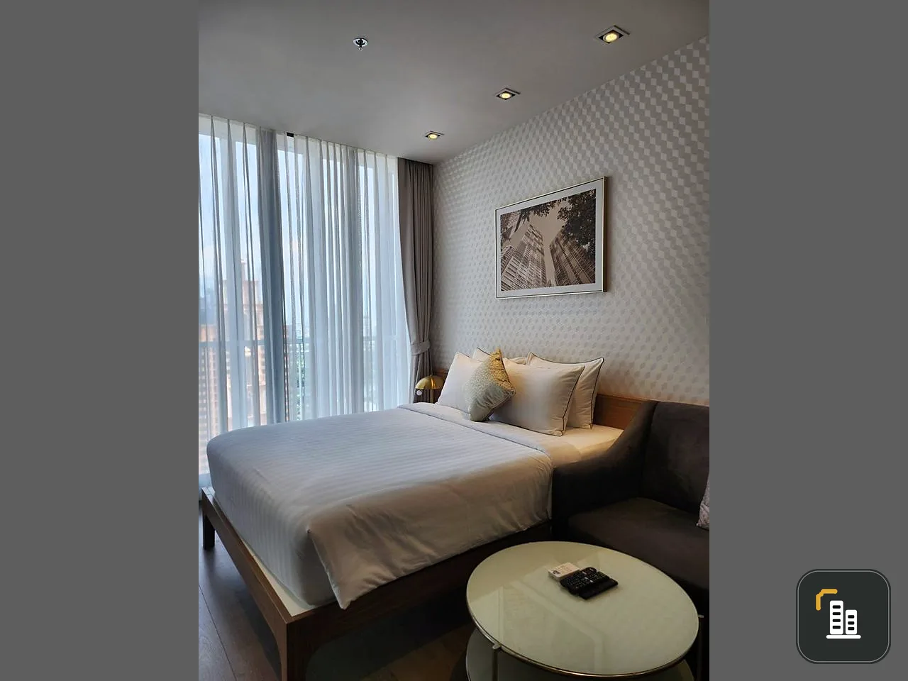 For rent!! Condo Park 24 Origin Phrom Phong Studio room, 37th floor, Building 5, fully furnished, ready to move in, don't miss out!!