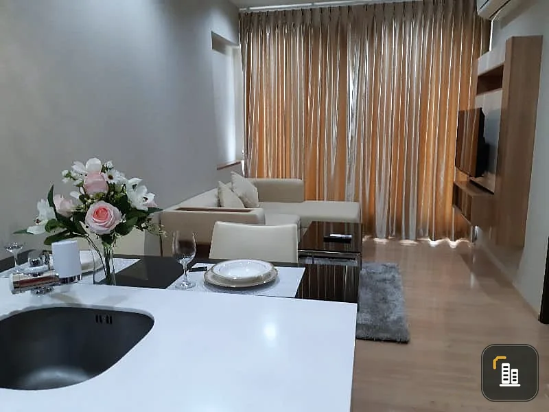 For sale: Rhythm Sathorn, 7th floor, fully furnished, ready to move in, reserve now before it's gone.