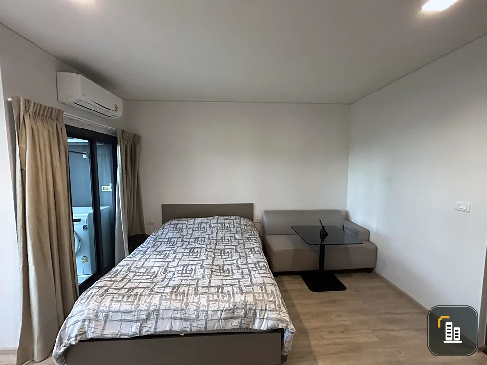 Condo for sale/rent: Ideo Sathorn Wongwian Yai. Separate bedrooms. Great value. Buy now! Don't wait!