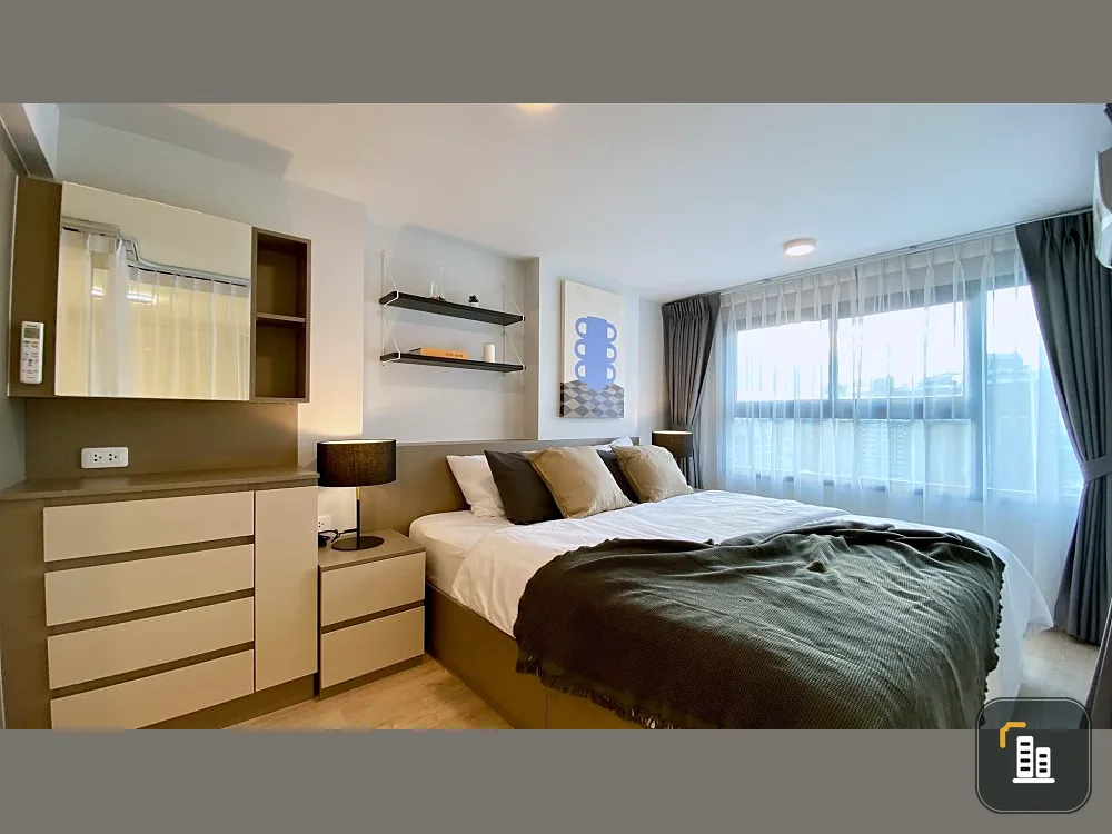 For rent: Ideo Rama 9 - Asoke, 2 bedrooms, 1 bathroom (Duplex), beautifully decorated, stylish, just bring your own luggage and move in.