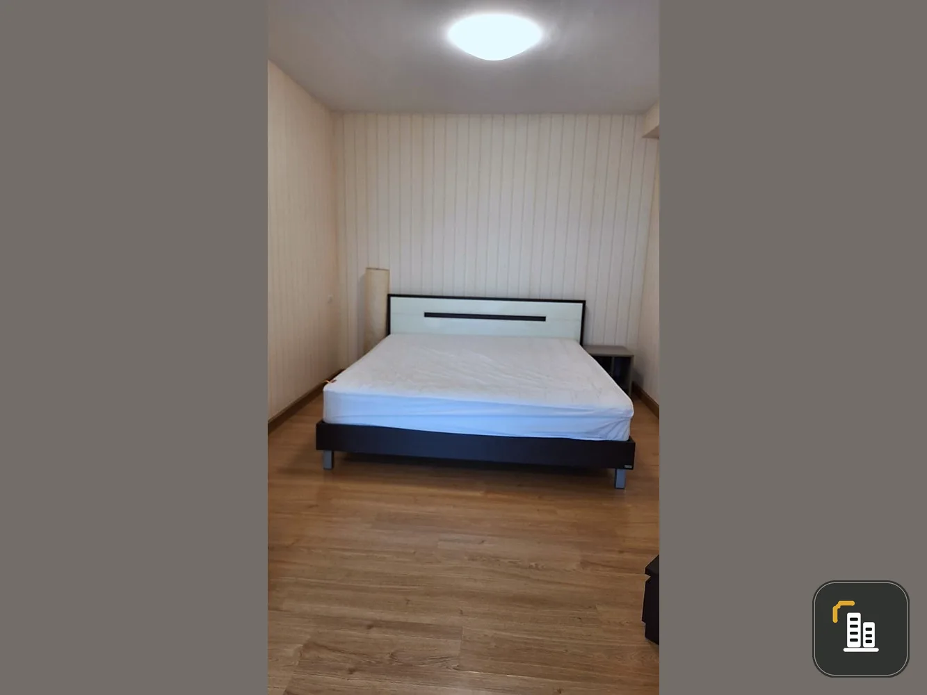 For rent condo Supalai Park Kaset, a comfortable room, fully furnished. The price is very good, book now.