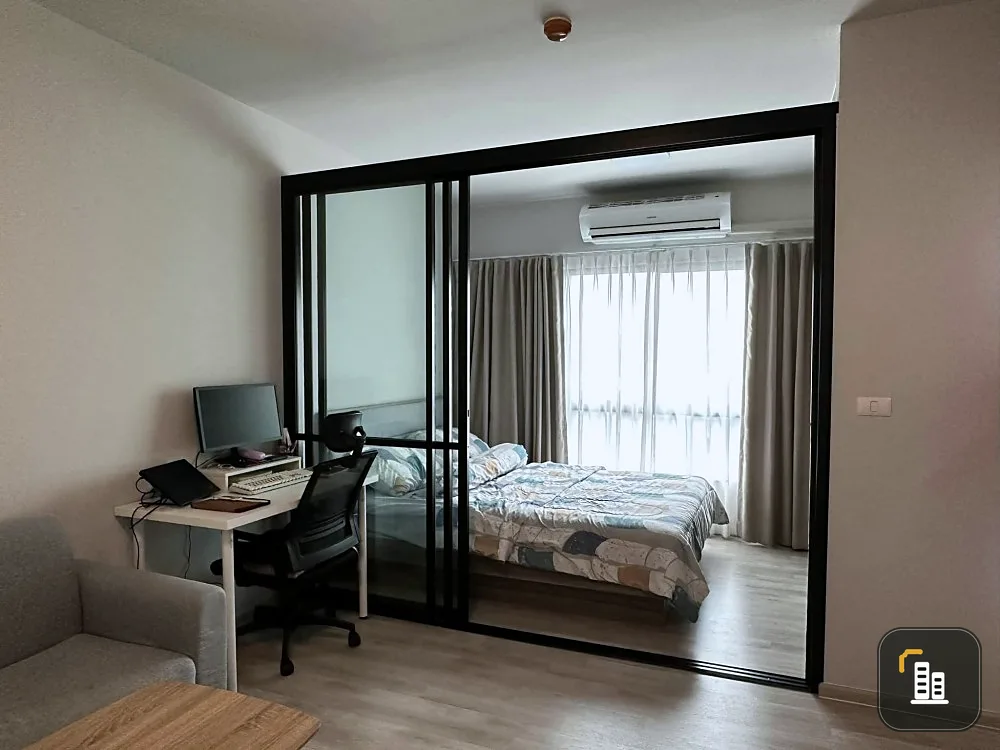 For sale: Union Ramkhamhaeng-Seri Thai, separate rooms, simple decoration, with built-in furniture. Book now, get it first.