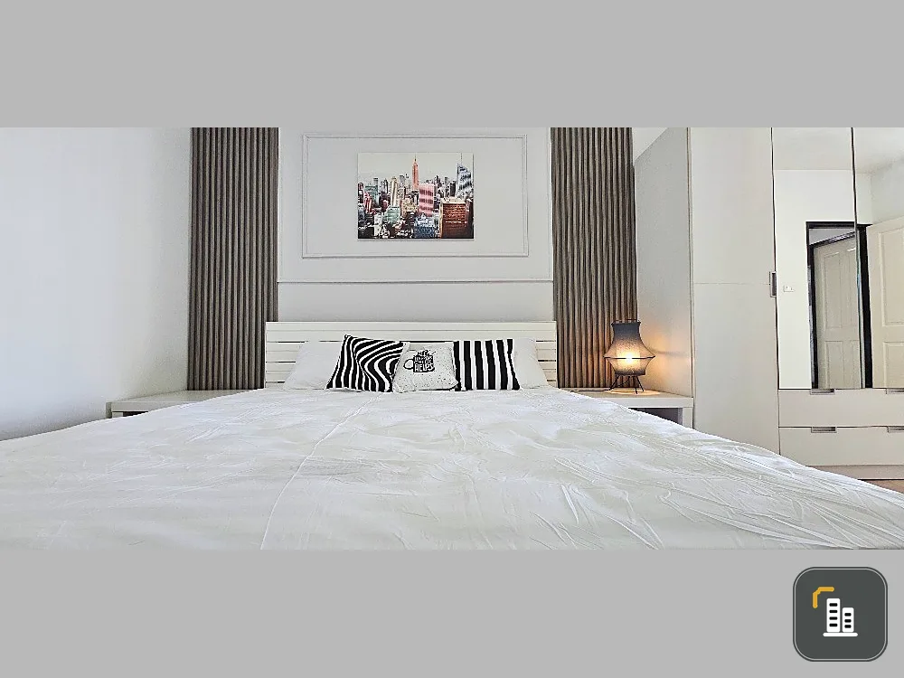 For sale: Supalai Park, Tiwanon Intersection, 7th floor, pool view, beautiful room, comes with complete decorations.