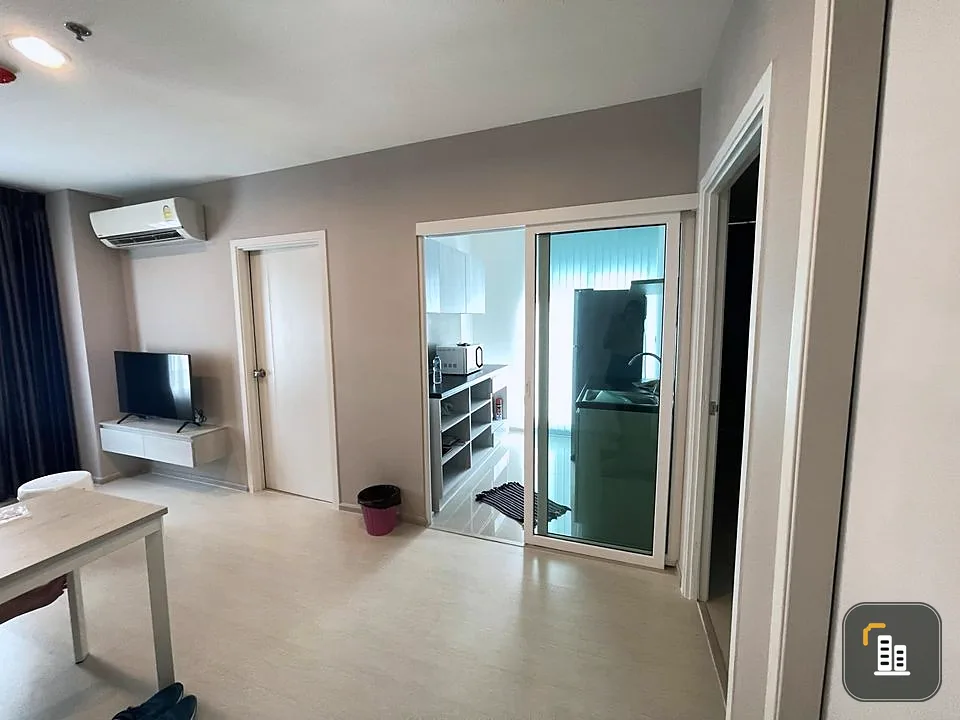 Urgent sale, Aspire Erawan condo, corner room, swimming pool view, fully furnished, affordable price, hurry up and book now!!