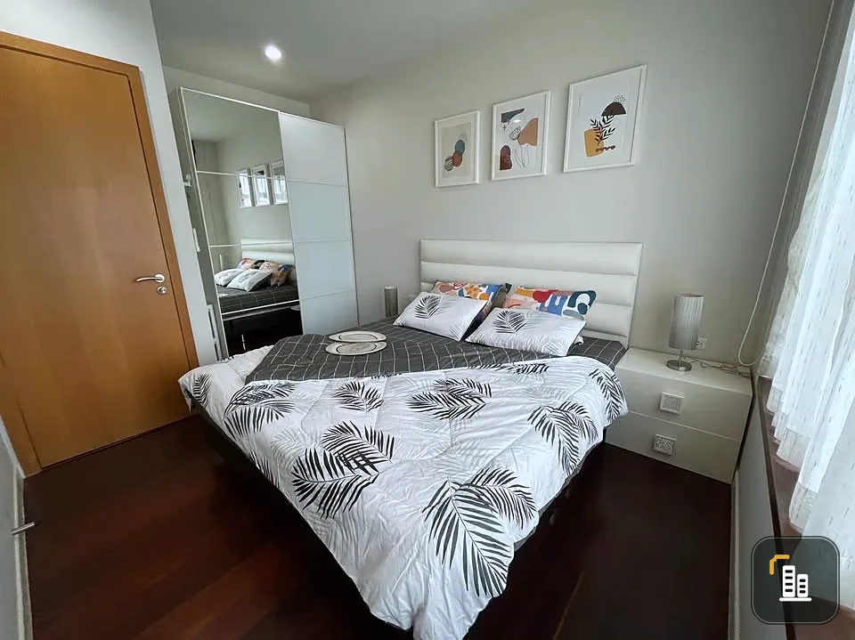 Super Wow Circle Condominium for rent or sale, high floor room, good view, excellent decoration, guaranteed. Finfer, hurry to reserve.