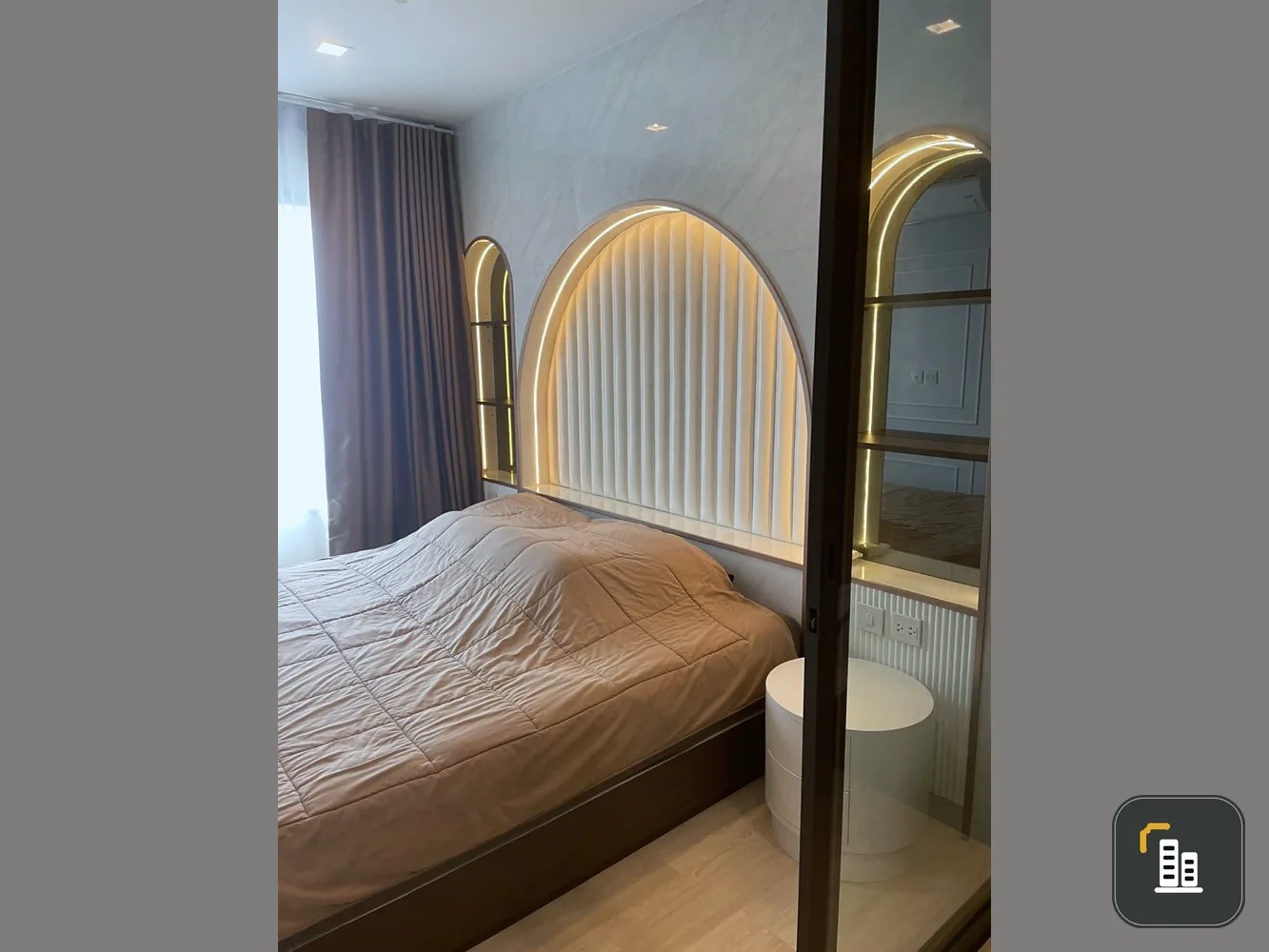 For rent, Life One Wireless condo, high floor, spacious room, beautifully decorated, stylish, city view, don't miss it.