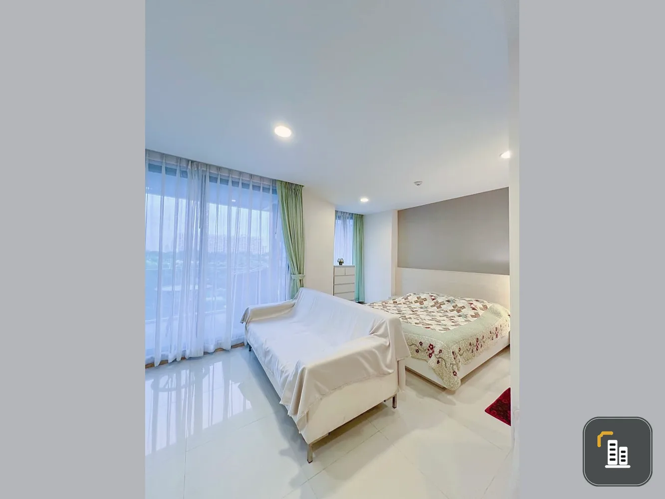 For rent: Aqua Condominium (Jomtien), swimming pool view, beautiful room, fully furnished, ready to move in immediately!