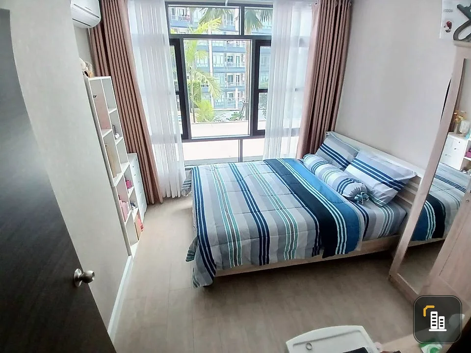 Condo for sale, Metro Sky Prachachuen, east-facing room, garden and swimming pool view, good price, buy quickly before you miss out.