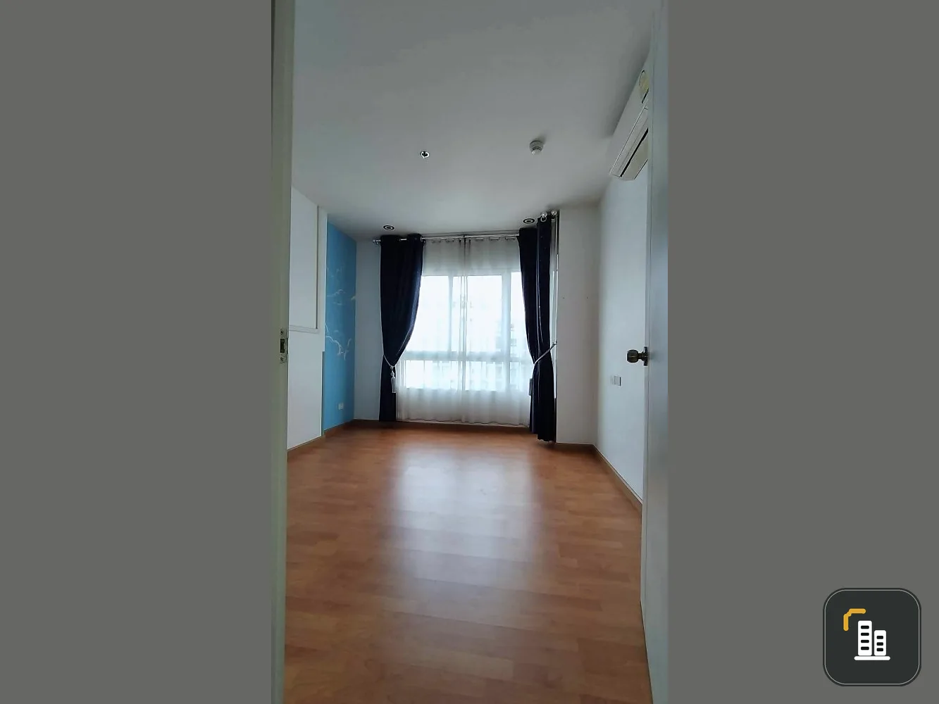 Condo for sale: The President Sathorn-Ratchapruek Phase 2, empty room, reasonable price. Room decorating enthusiasts should not miss this.