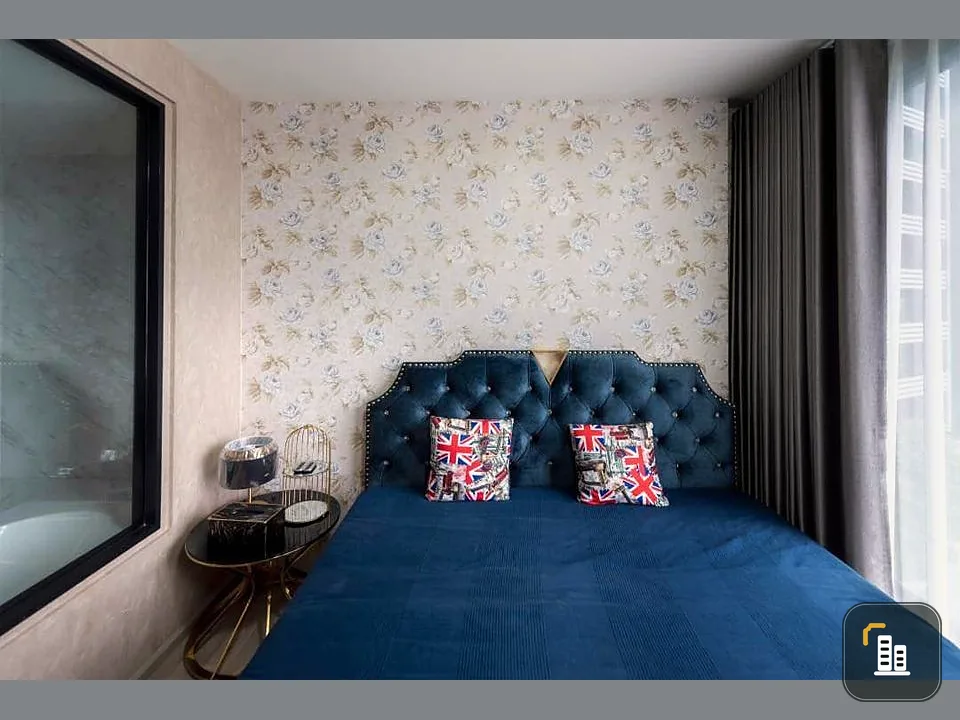 For sale: Ideo Mobi Sukhumvit Eastpoint, 8th floor, spacious room, wallpapered, with amenities, hurry and book now!