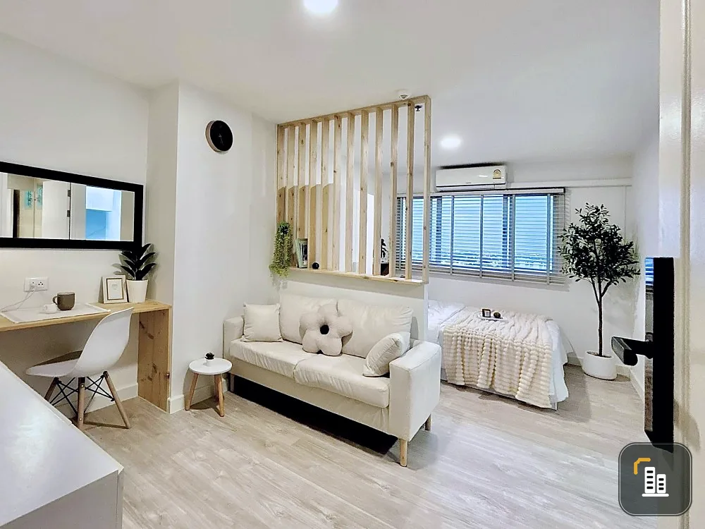 For sale: Lumpini Condo Town Ramintra - Nawamin, beautifully decorated, ready to live in, fully furnished, beautiful view, don't wait.