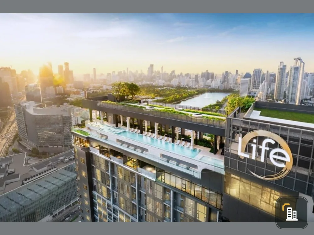 Selling down payment, Life Rama 4 - Asoke, high floor, Vertiplex room, spacious, very beautiful common area, hurry and reserve before it's gone.