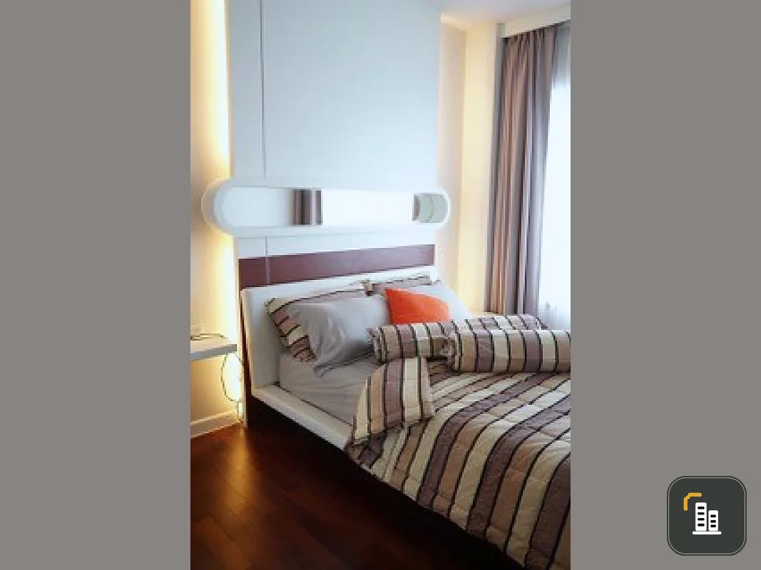 Super Bang Circle Condominium for rent, beautiful unit, lovely decoration. High floor, great view. Hurry up to reserve. If you miss it, you will miss it.