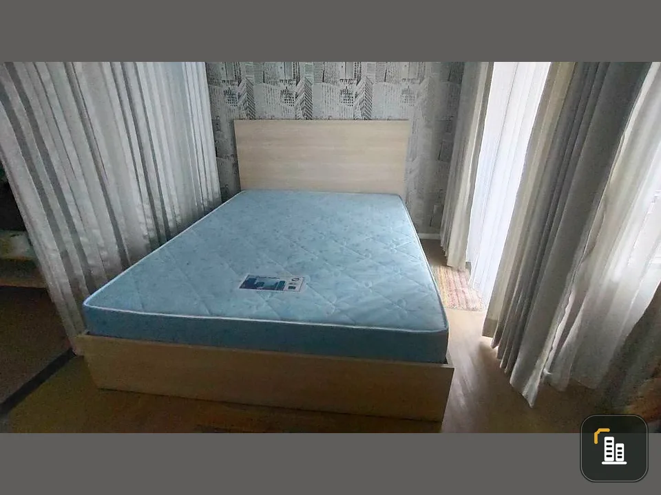 For sale: Winn Lat Phrao-Chokchai 4, with awesome wallpaper, built-in storage cabinets, complete furniture. Hurry and grab it now!