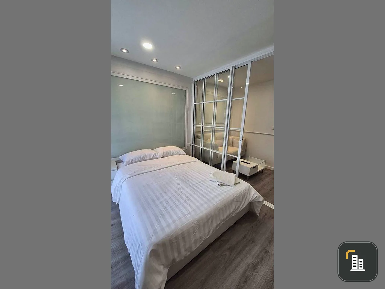 For rent, I-House Laguna Garden RCA, full facilities, huge built-in wardrobe