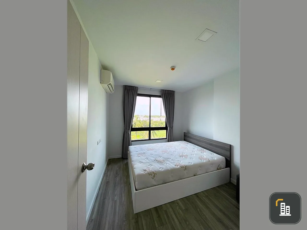 For sale: Gen Condo, 5th floor, spacious room, partitioned, natural view, with amenities. Interested? Come and reserve now.