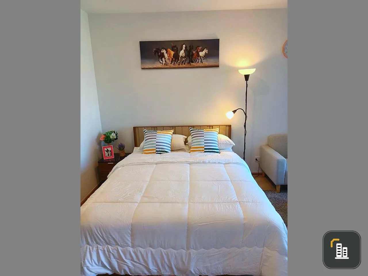 Condo for rent Life Rama 4 - Asoke Studio room, 24th floor, City view! Highest floor of the room, hurry to reserve.