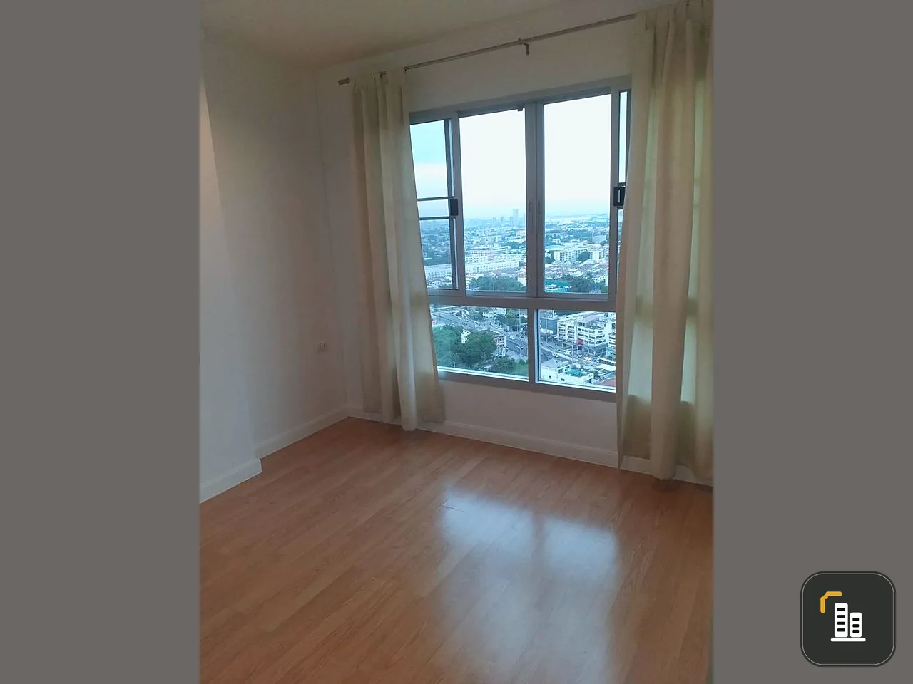 For sale: Lumpini Ville Chaengwattana-Pak Kret, clean room, nice condition, good location, beautiful view, next to Major Pak Kret, book now.