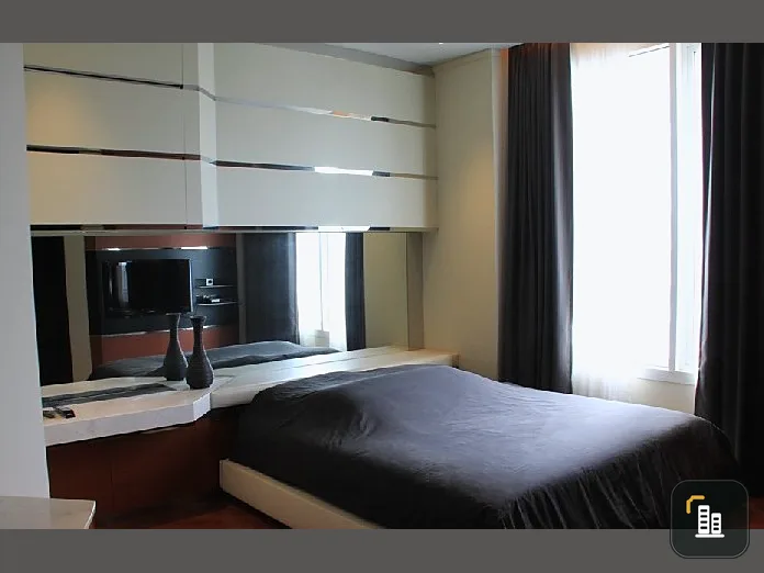 Condo for sale, The Infinity Sathorn, 19th floor, view of King Power Mahanakhon building, complete here, hurry and reserve today.