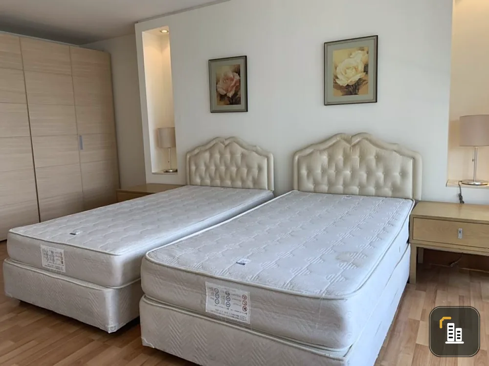 For rent: The Royal Place 2, high floor, open view, with balcony, fully furnished, book now, don't miss out.