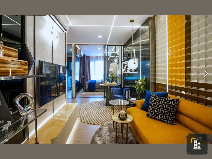 Selling down payment, Aspire Huai Khwang, 11th floor, not very high, spacious room, nice location, interested in becoming an owner, reserve now.