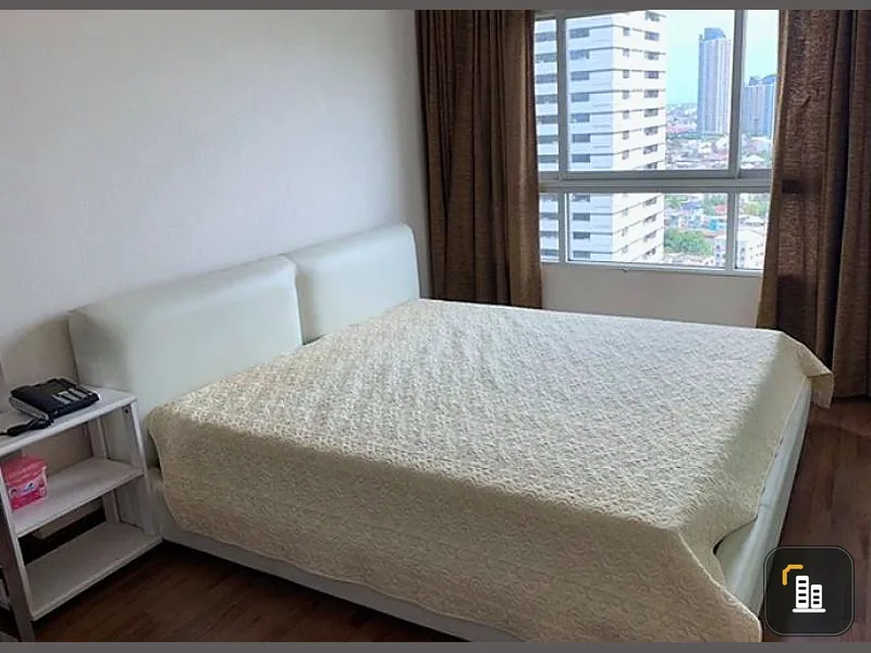 For Rent Q house condo sathorn, living&bedroom, river view, great view like this, there are few rooms, don't miss it.