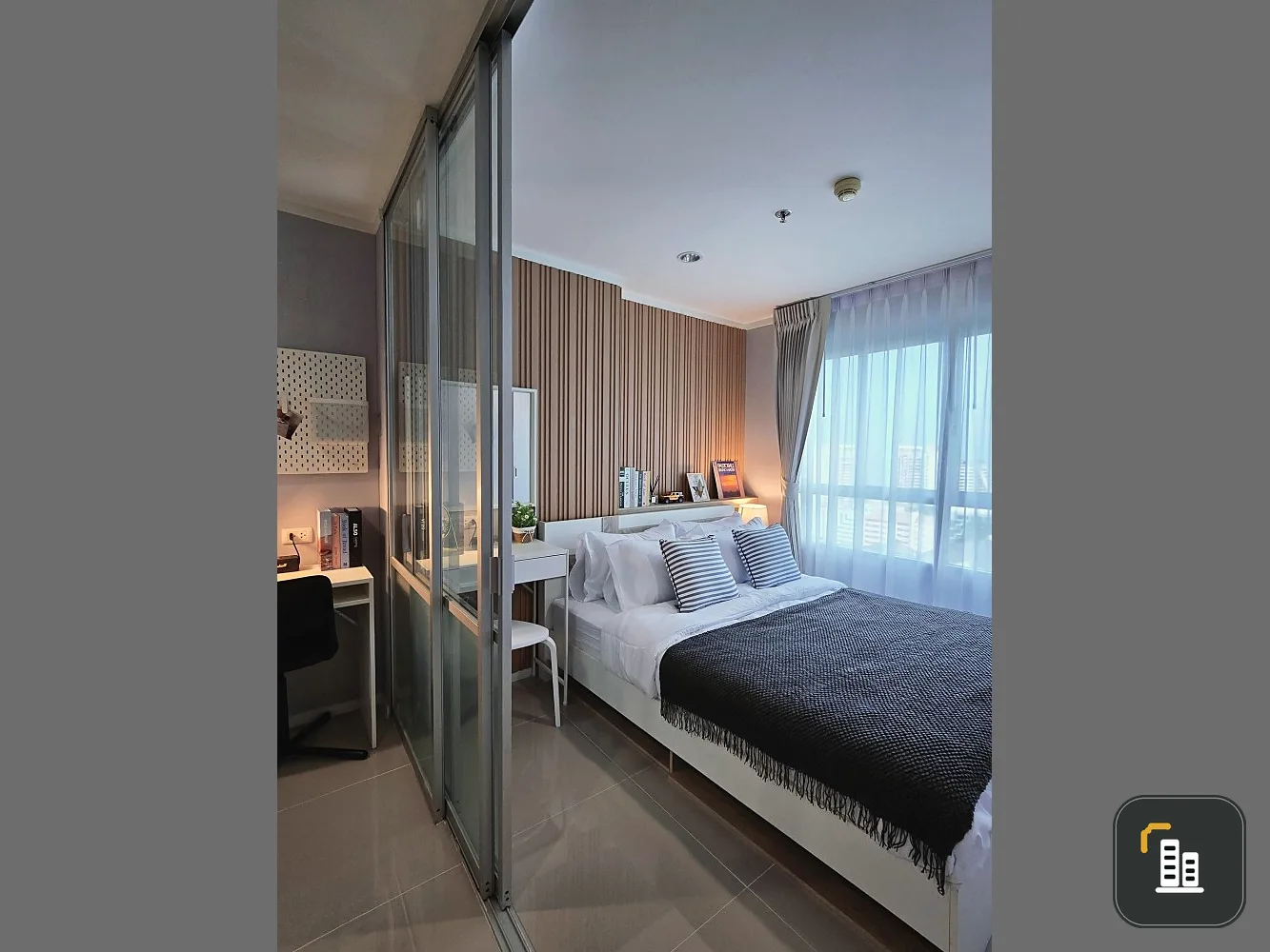 For sale: Lumpini Ville Naklua - Wong Amat (North Pattaya), stunning sea view, fully furnished, decorated with awesome wallpaper!!