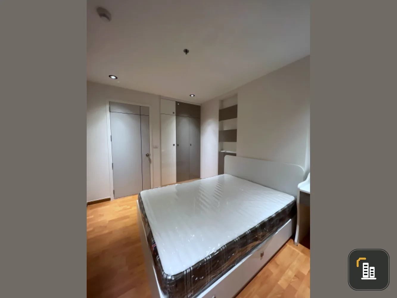 For sale: The President Sathorn-Ratchapruek 3, 10th floor, spacious room, comfortable, comes with complete decoration, book now.