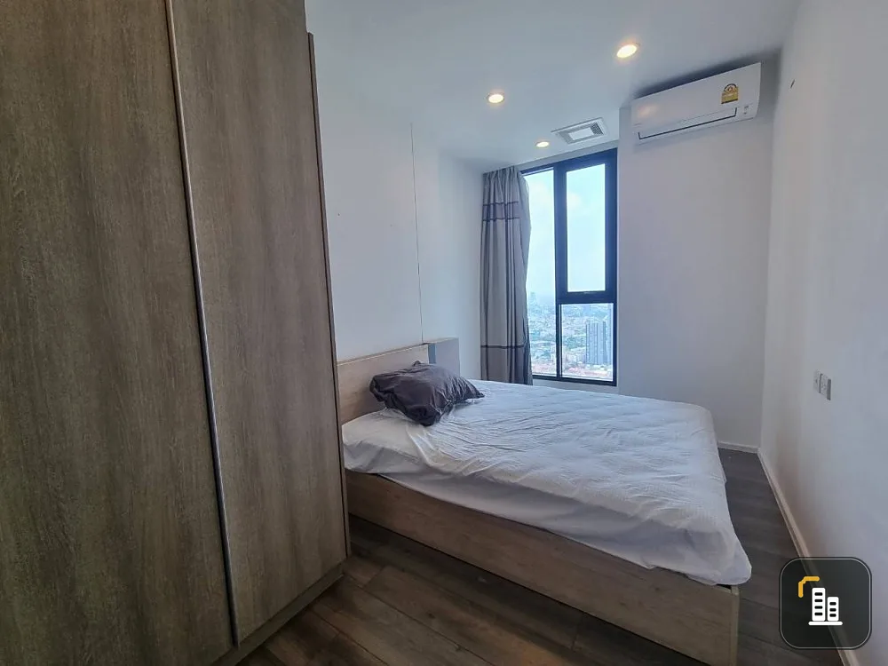For rent!! Condo Wisdom Connect Sukhumvit 43rd floor, full facilities, hurry to book now!!